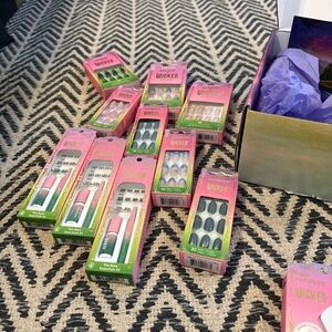 Impress Wicked for Good nails & lashes